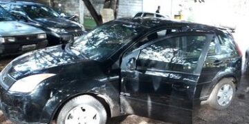 PM persegue ladrão e recupera carro roubado em Lafaiete