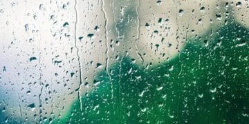 Defesa Civil alerta para pancadas de chuva, raios e rajadas de evento