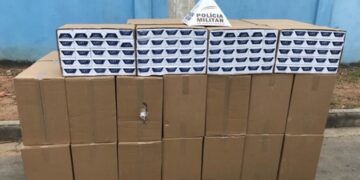 PM apreende mais de 16 mil maços de cigarros contrabandeados
