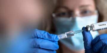 CNDL manifesta apoio à vacinação da população brasileira