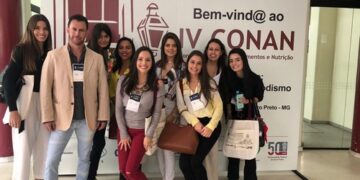 Curso de Nutrição da FASAR apresenta trabalhos no CONAN