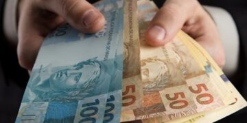 Prefeitos, vereadores e agentes políticos terão revisão salarial