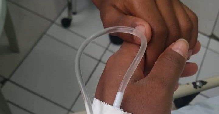 Portadora de doença autoimune relata importância do banco de sangue em Lafaiete