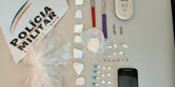 Jovem é preso por tráfico de drogas