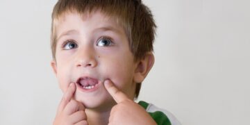 Dia Mundial do Autismo: especialistas alertam sobre a importância de crianças com dificuldades na comunicação