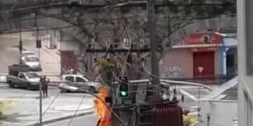 Moradia improvisada de andarilhos é incendiada em Barbacena