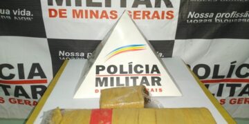 PM prende homem com barra de maconha