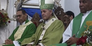 Padres assumem novas paróquias na região