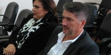 Férias de prefeito levantam rumores sobre renúncia
