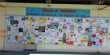 Escola de Ouro Branco expõe painel de sentimentos