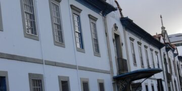 Santa Casa de Barbacena disponibiliza contêiner frigorífico para vítimas fatais de Covid-19