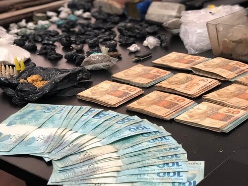 Operação policial HIGIA apreende grande quantidade de droga e dinheiro