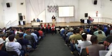 PC leiloa veículos apreendidos