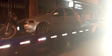 Blitz no centro de Lafaiete recolhe motos e carros