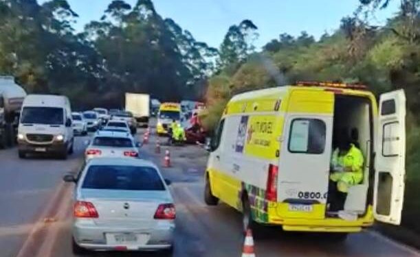 Acidente entre dois veículos deixa um morto na BR 040