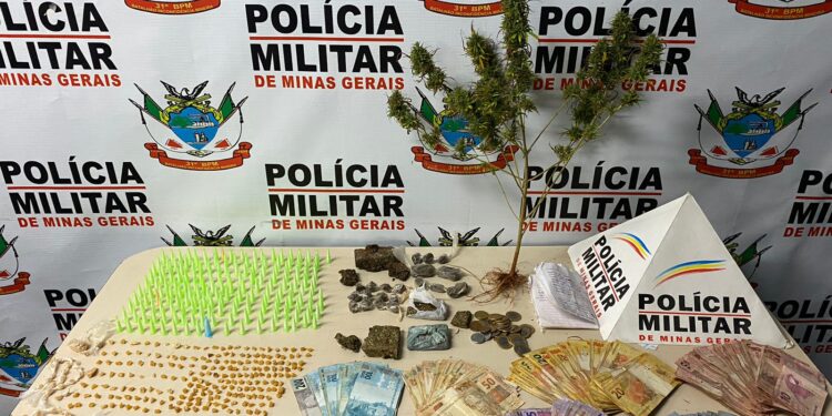 PM desmantela tráfico de drogas em Ouro Branco