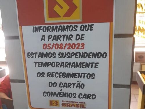Supermercados suspendem recebimento de cartão alimentação e funcionários da prefeitura ficam sem opção de fazer compras