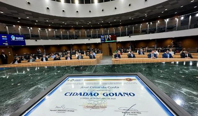 José César da Costa recebe titulo de Cidadão Honorário de Goiás