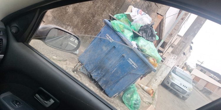 Moradores denunciam abandono na coleta de lixo em Lafaiete e cobram ações da prefeitura