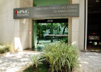 MPMG denuncia ex-gestores por fraude em compras na Saúde