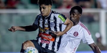 Inter vira sobre Athletic e abre vantagem na Copa do Brasil