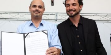 Capital simbólica e escrituras estão na agenda regional do governo