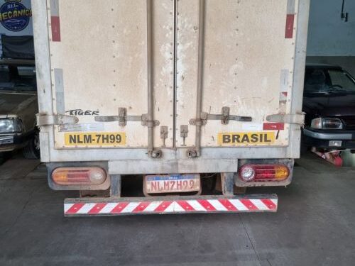 Caminhão é furtado na madrugada em Lafaiete