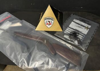 Idoso é preso por comércio ilegal de armas em Carandaí