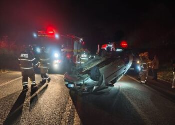 Capotamento na BR-265 deixa ferida e mobiliza resgate