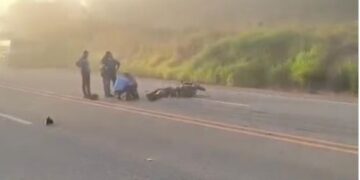 Mulher morre em acidente na MG-383