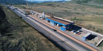 Feriado deve levar mais de 200 mil veículos à BR-040