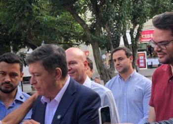 Senador confirma recursos para Aeroporto das Bandeirinhas e “Asfalta Lafaiete”