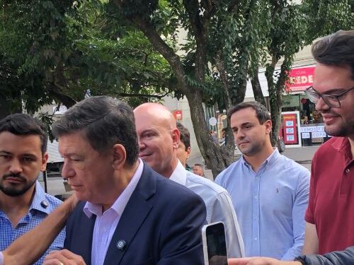 Senador confirma recursos para Aeroporto das Bandeirinhas e “Asfalta Lafaiete”