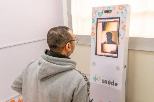 Telemedicina chega às UBSs e reduz filas em Congonhas